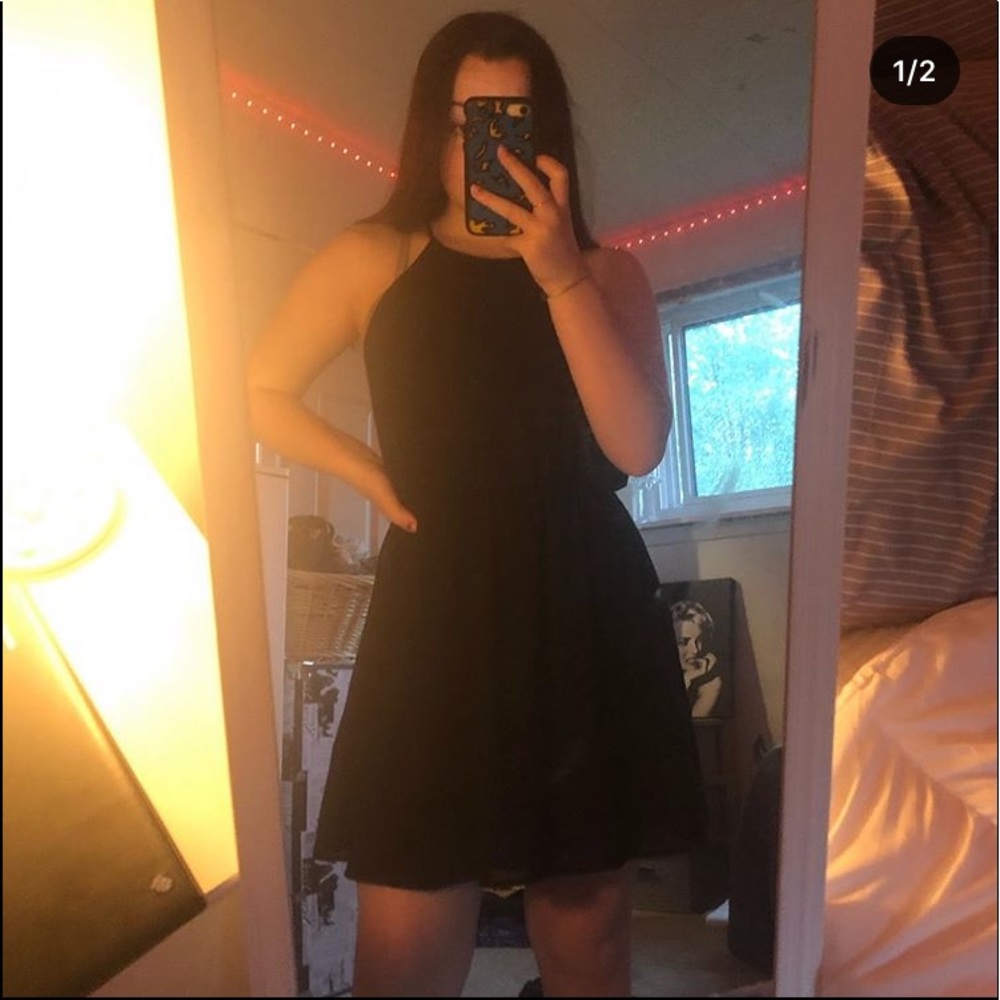 black halter winsdor dress